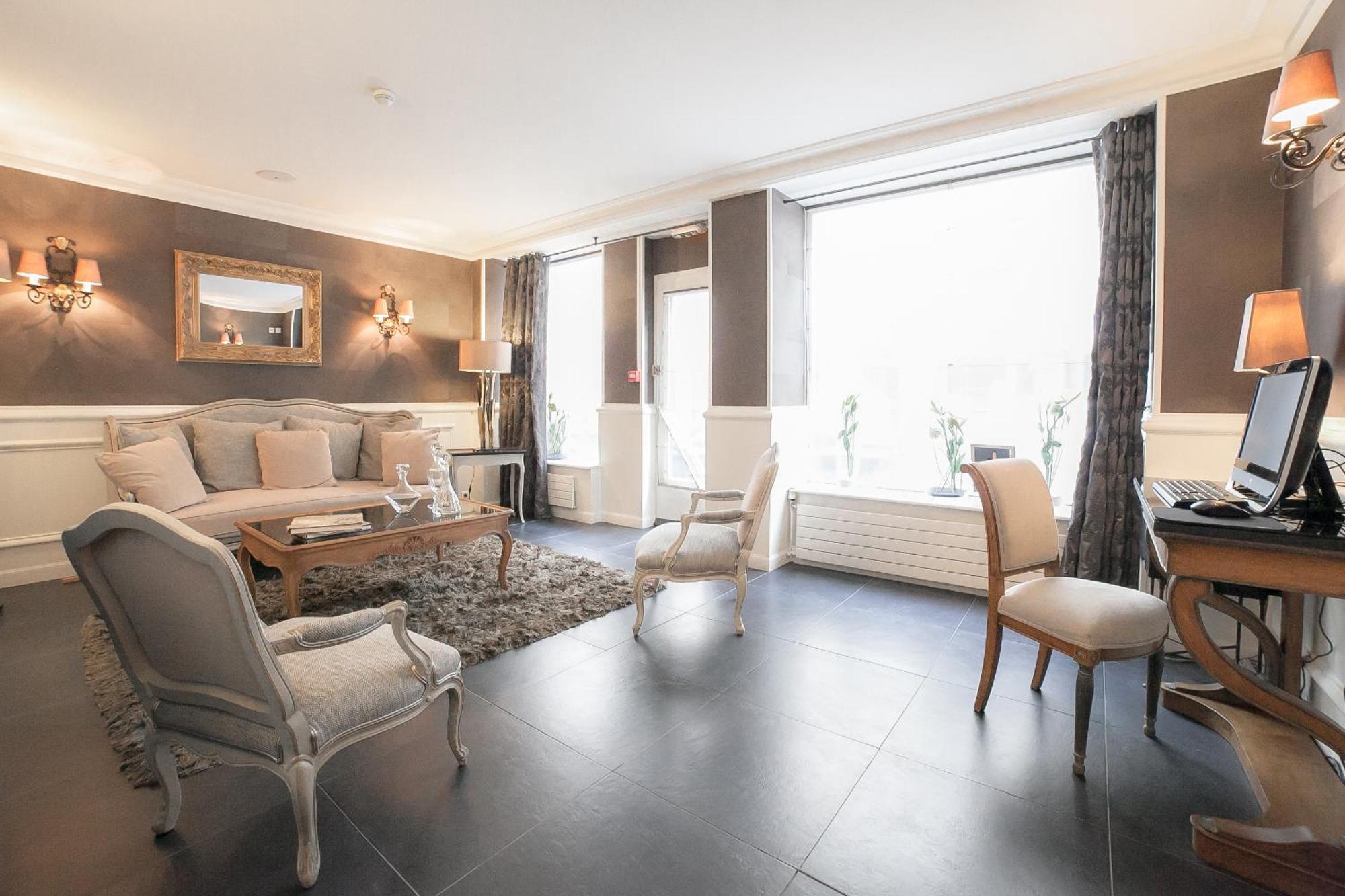 Hôtel Jardin Le Bréa Parigi Esterno foto